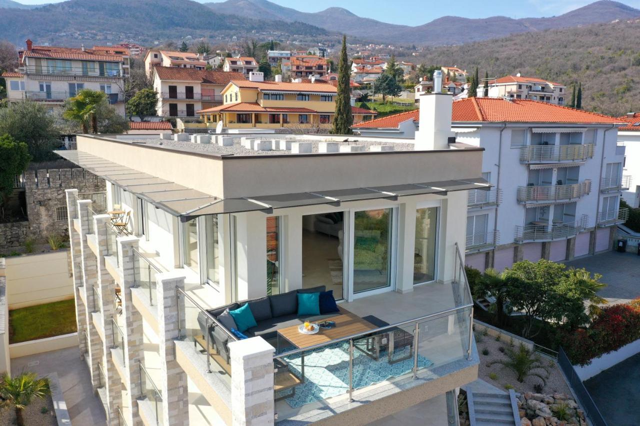 Villa Sunny Icici- Apartment Sky Exteriér fotografie