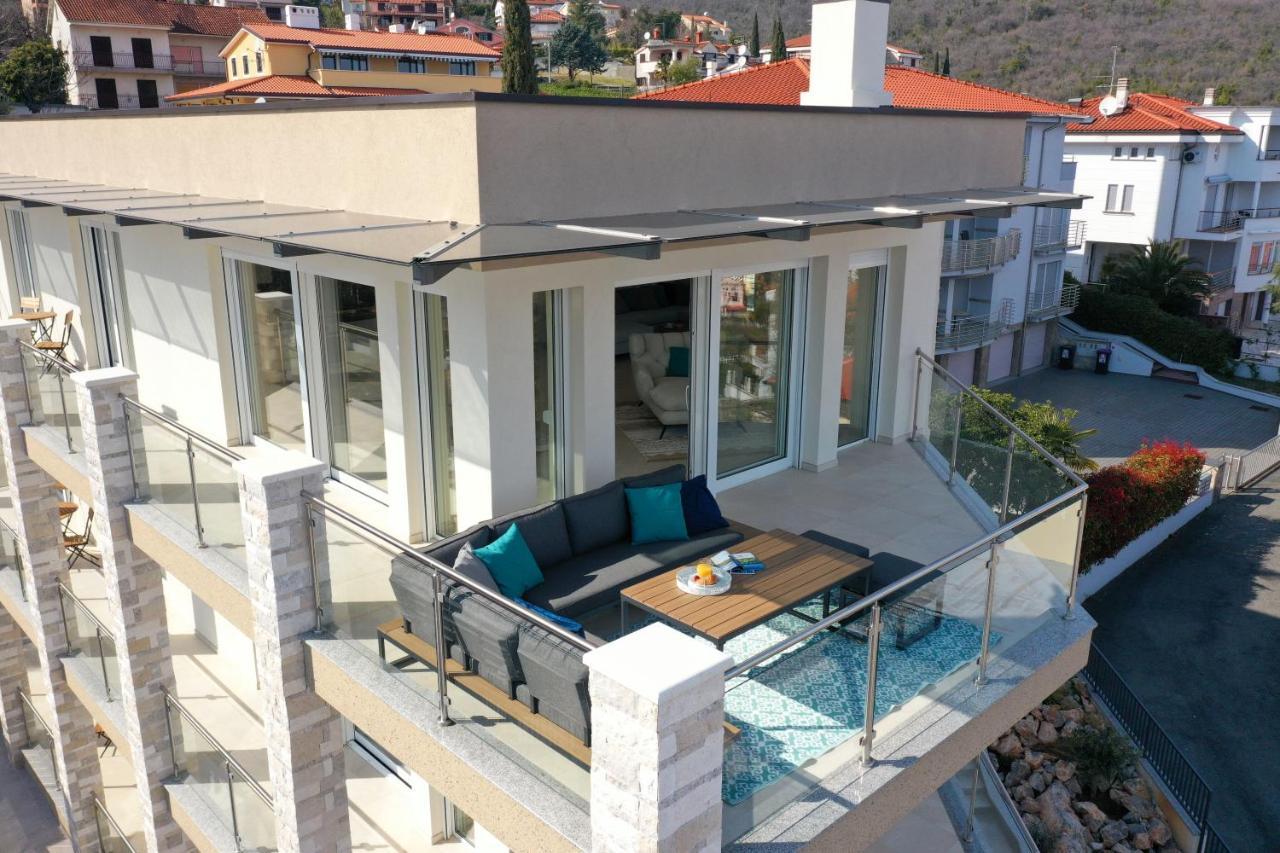 Villa Sunny Icici- Apartment Sky Exteriér fotografie