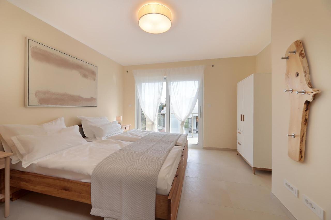Villa Sunny Icici- Apartment Sky Exteriér fotografie