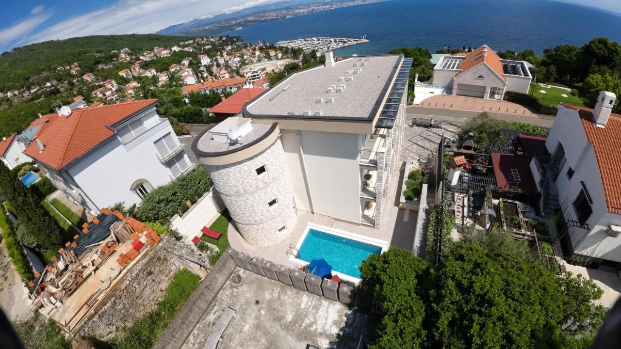 Villa Sunny Icici- Apartment Sky Exteriér fotografie