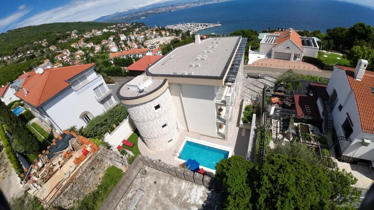 Villa Sunny Icici- Apartment Sky Exteriér fotografie
